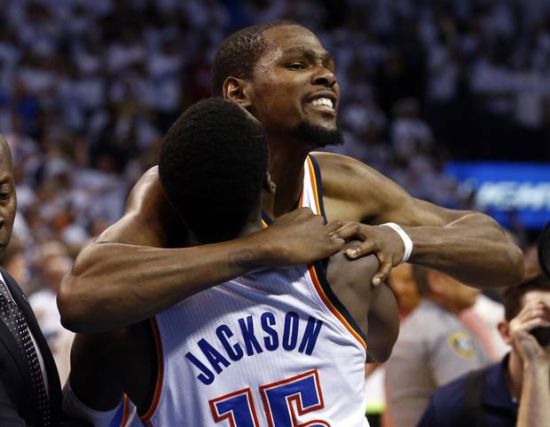 着红军在战 着红军在战