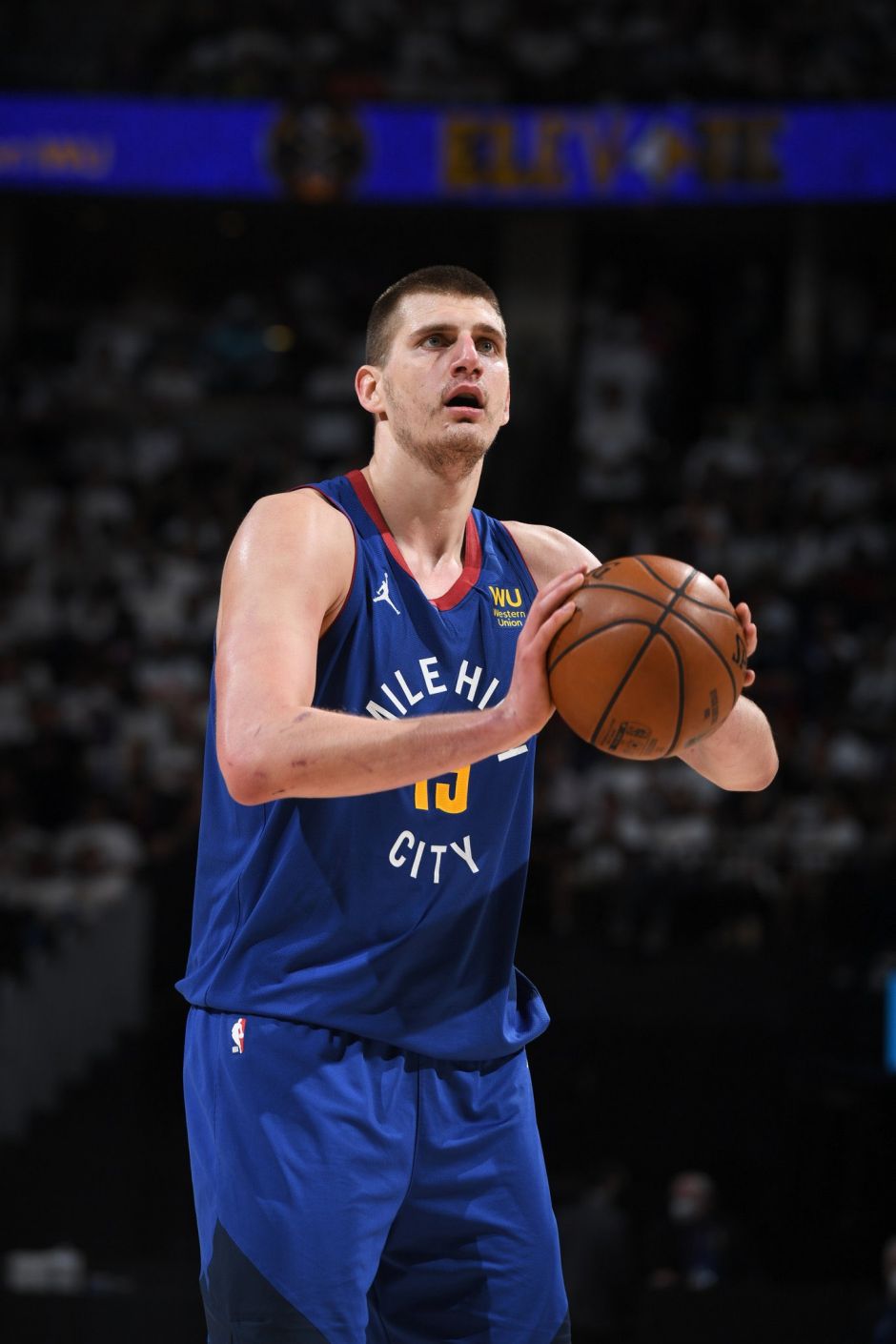 贯赛事中的 贯赛事中的