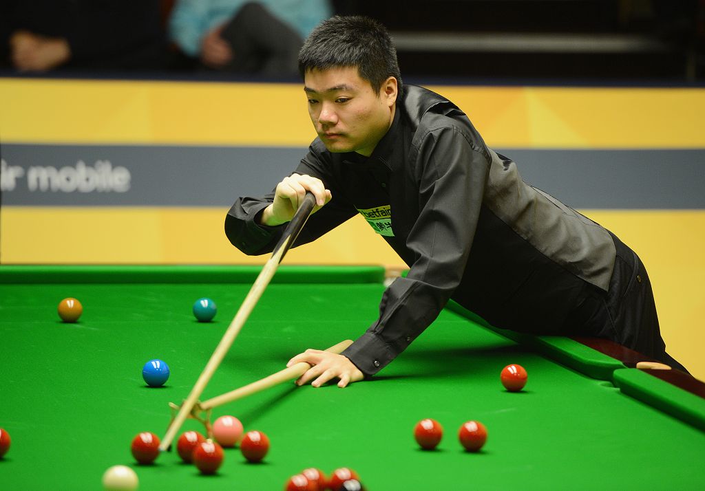 王雅繁开场连丢9局 大逆转22号种子过首轮关