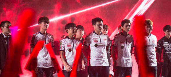 赛的关键时 赛的关键时